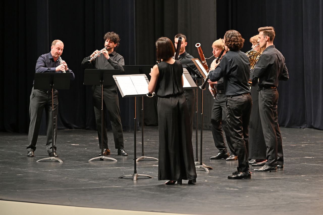 Ensembles de cuerda y viento interpretan obras de Mozart, Dvořák y Enescu