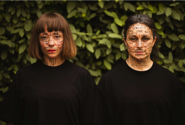 Noche de clausura de El Temporal con la performance "Caminantes", de Marta Serrano & Jana de Luque