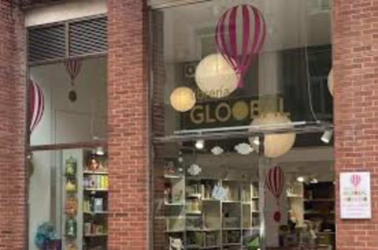 Papá Noel visita la Librería Gloobal