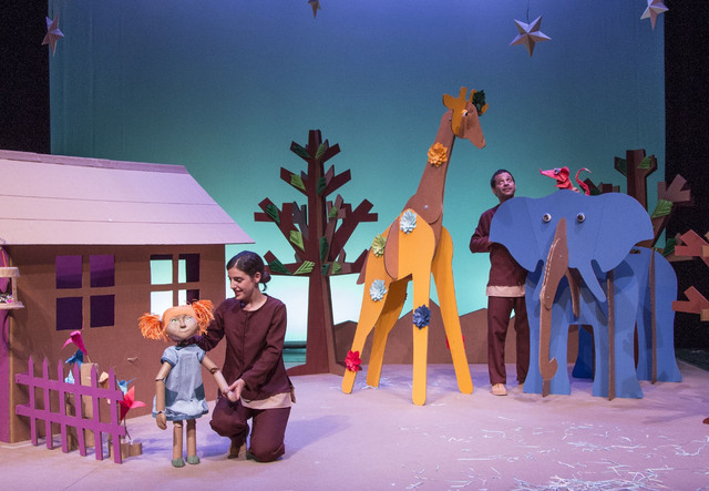 "Martina y el bosque de papel”, un espectáculo de L’Horta Teatre