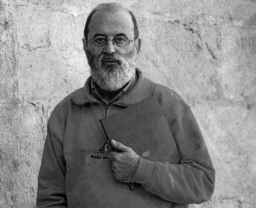 Presentación de "Despojos y otros restos (de luz)", con su autor, Fernando Llorente