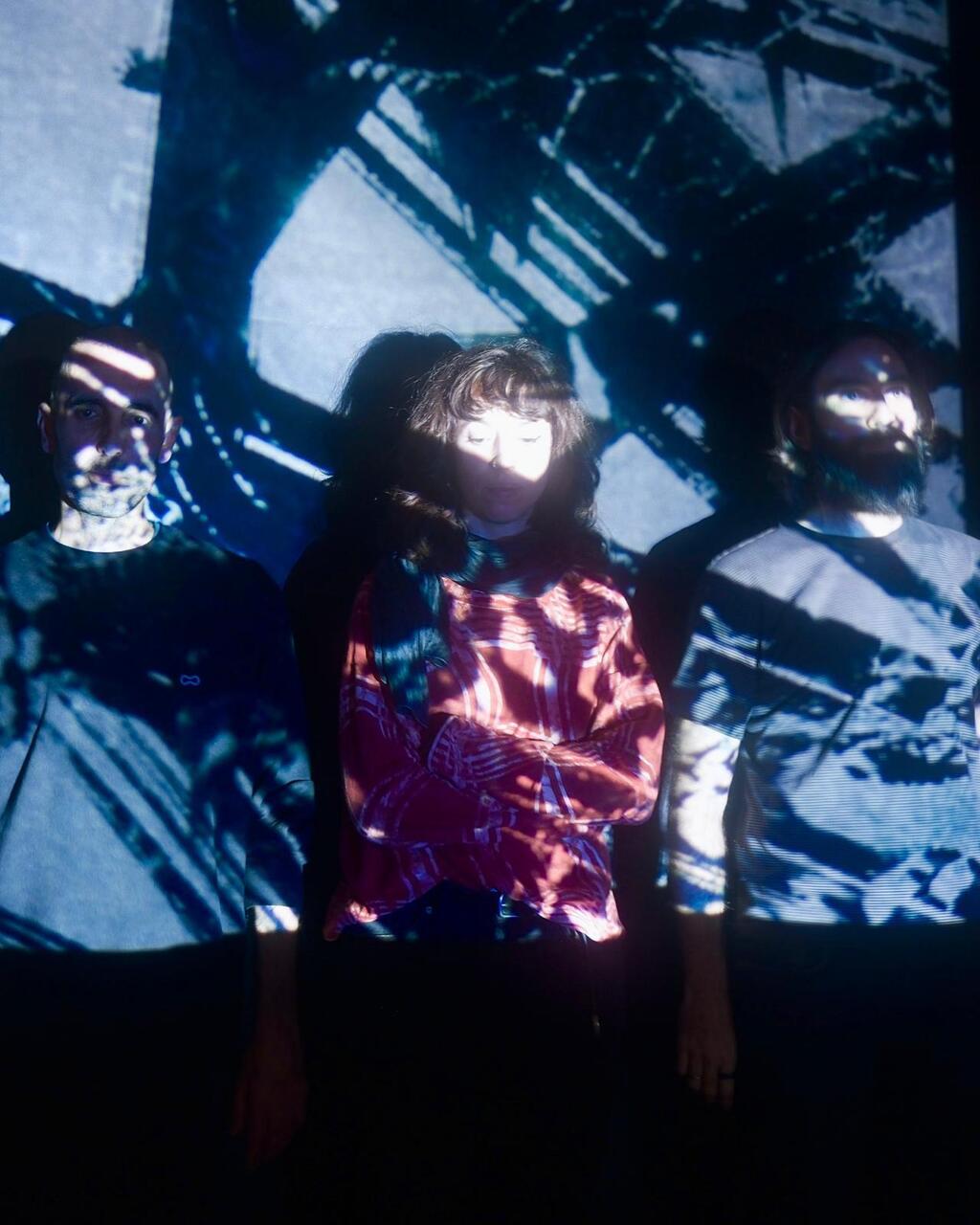 LINK Ciclo de Electrónica Visual: Doble & Nada + Susi Disorder Live AV