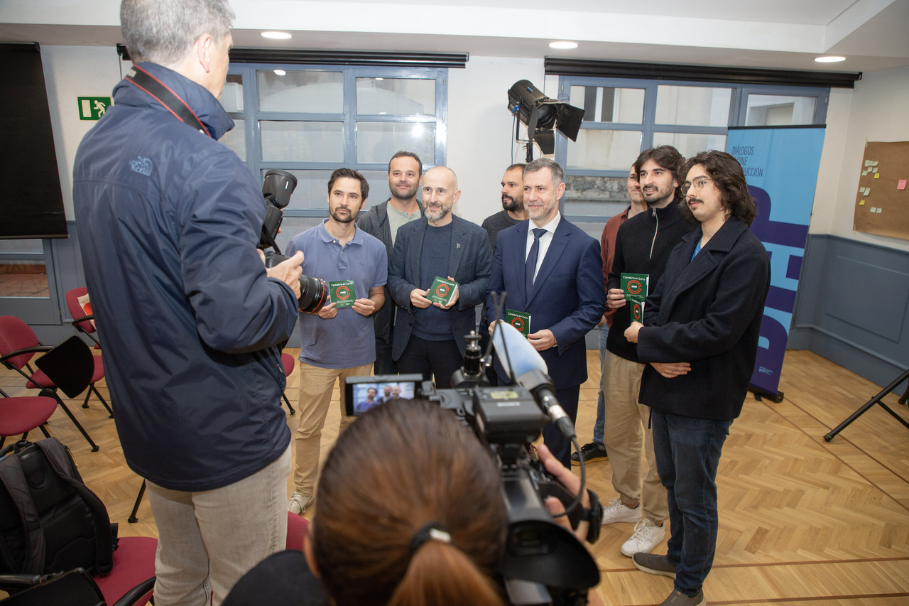 Presentación de cortometrajes para el catálogo "Cantabria en corto 2026"