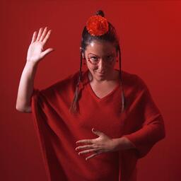 "La mujer-orquesta del siglo XXI". Looping Greis 