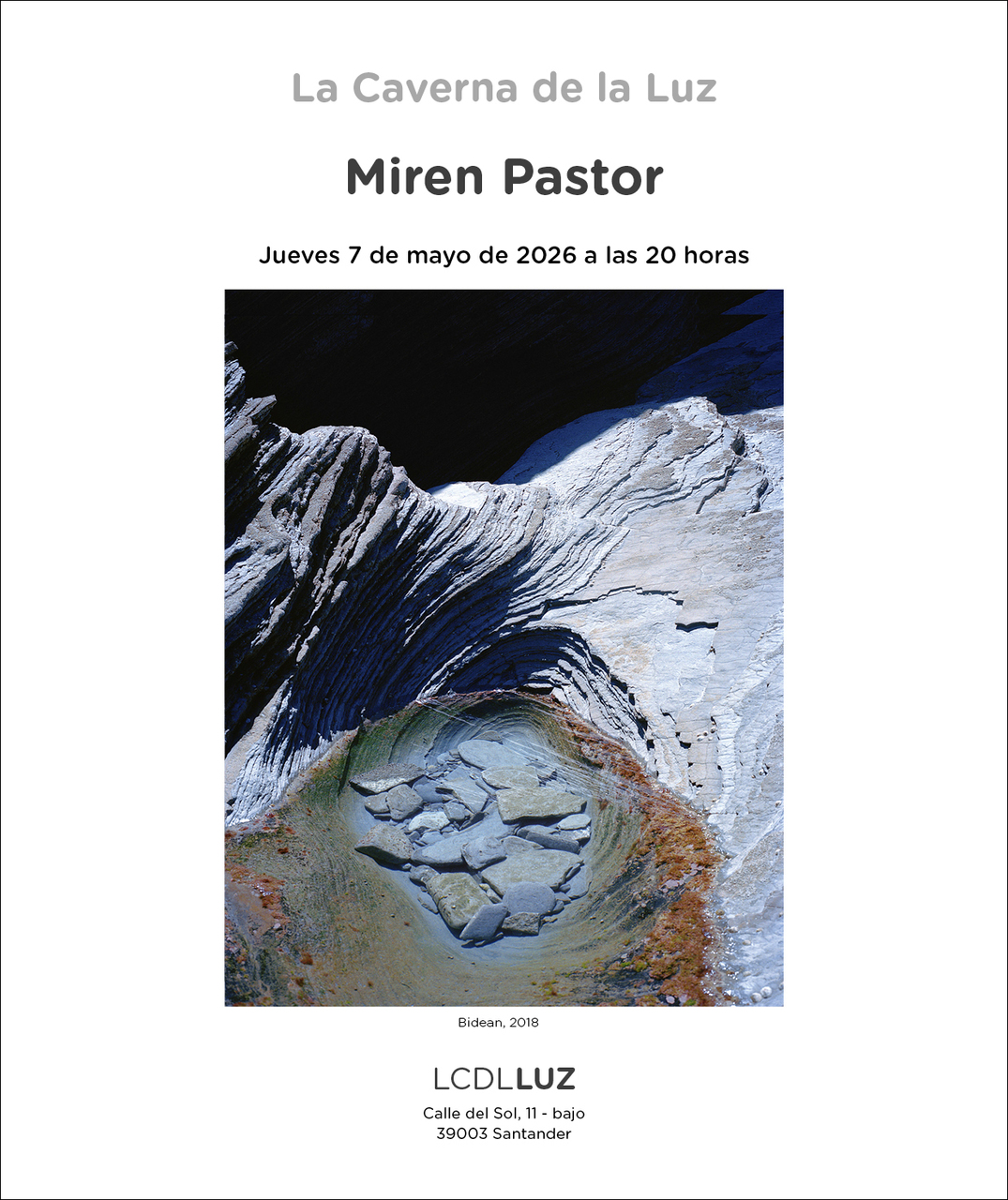"Bidean", de Miren Pastor, en el escaparate de mayo de LCDLLUZ