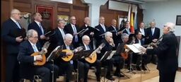 Actuación de la Rondalla-Coro Ciudad de Santander