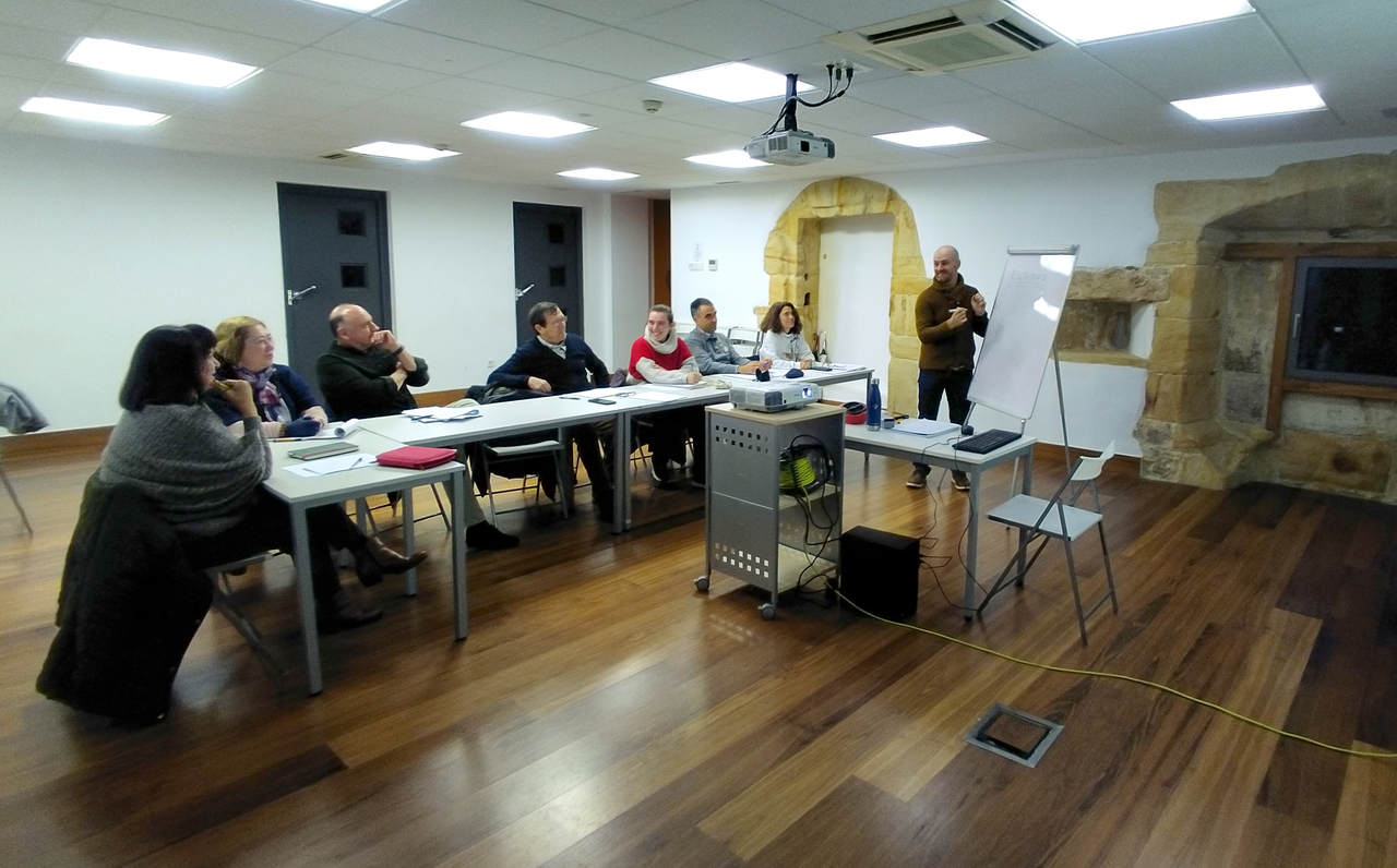 Curso de relatos y novela
