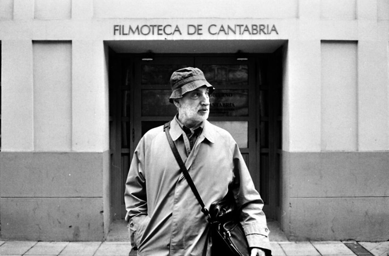 Santander y Bilbao rinden homenaje al cineasta cántabro Paulino Viota 